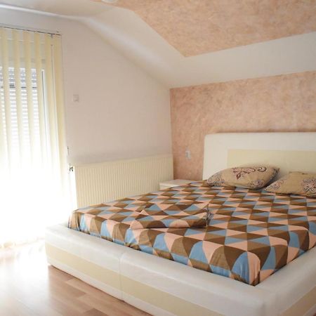 Apartments Holiday Vranje Buitenkant foto